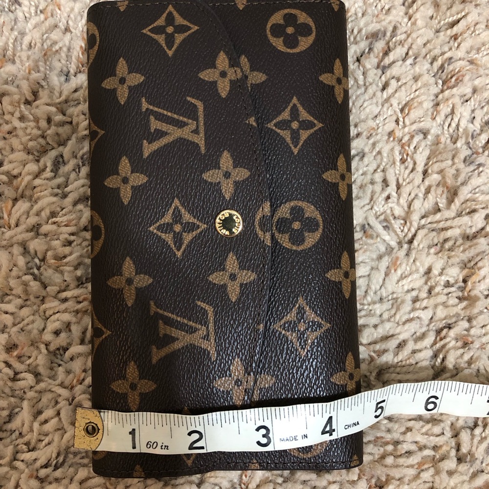Wallet - Picture 5 of 7